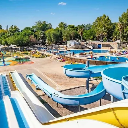 Le Mobilhome De Maelya אתר קמפינג סן סיפריאן